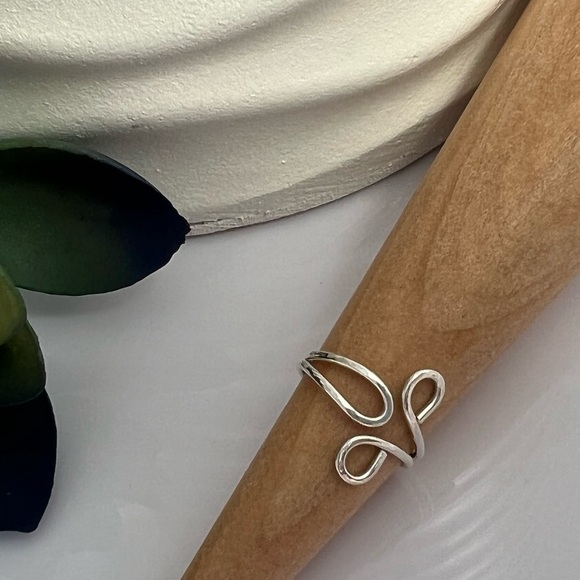 925 Sterling Silver Toe Ring Adjustable - Picture 8 of 14